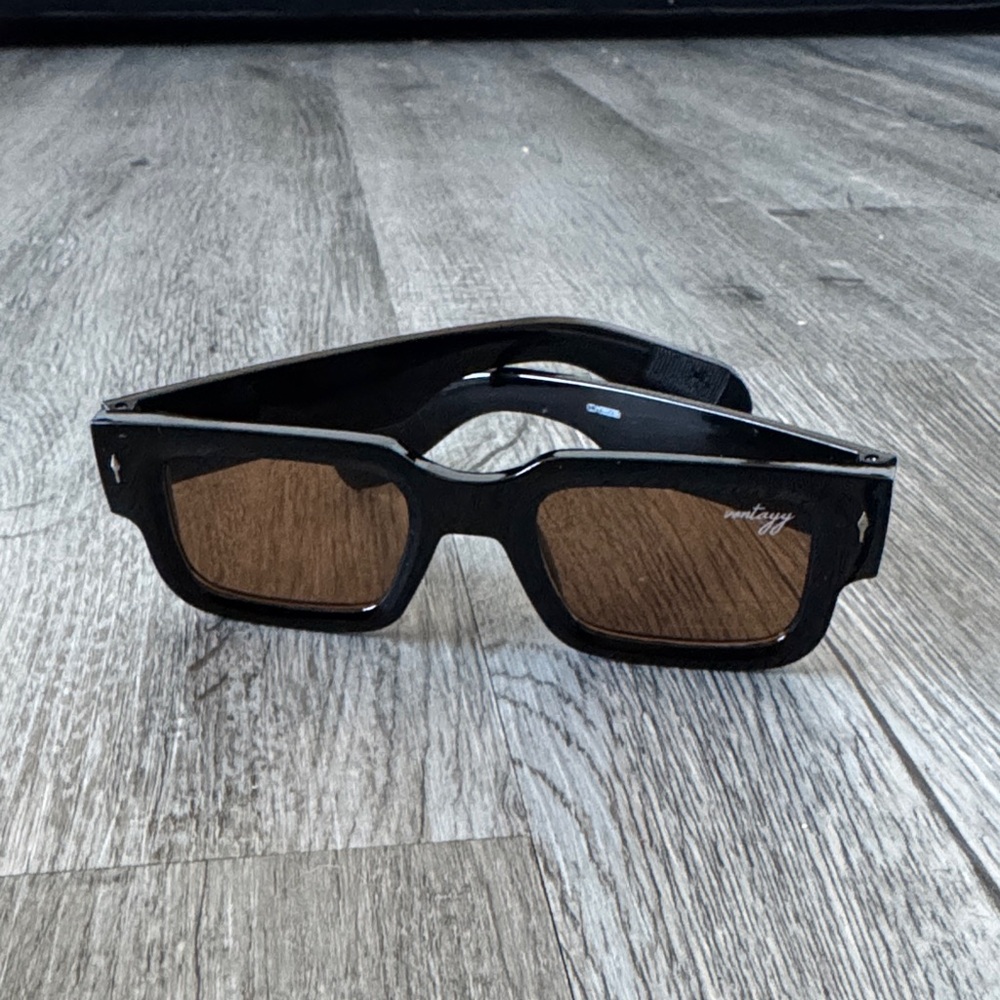 Trendy Square Frame Sunglasses